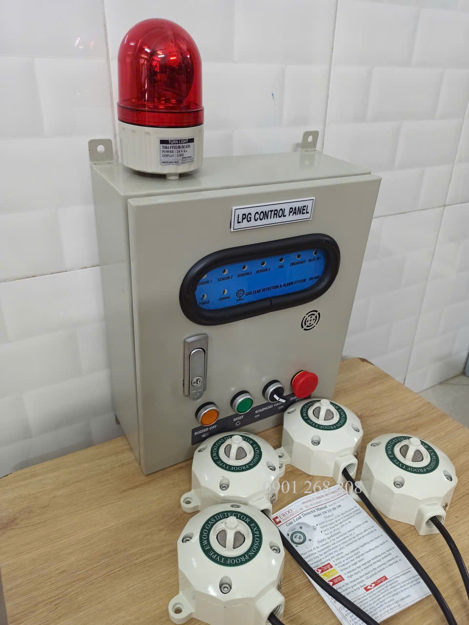 Tủ báo ngắt gas tự động kết nối đầu dò EW EXIIB 100 của Ewoo